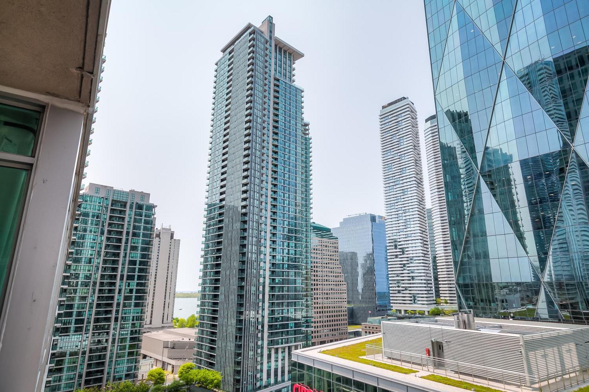 Rivetstays - The Yonge Toronto Dış mekan fotoğraf