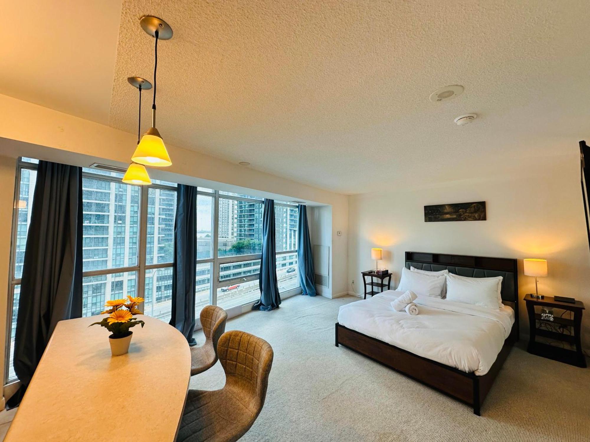 Rivetstays - The Yonge Toronto Dış mekan fotoğraf