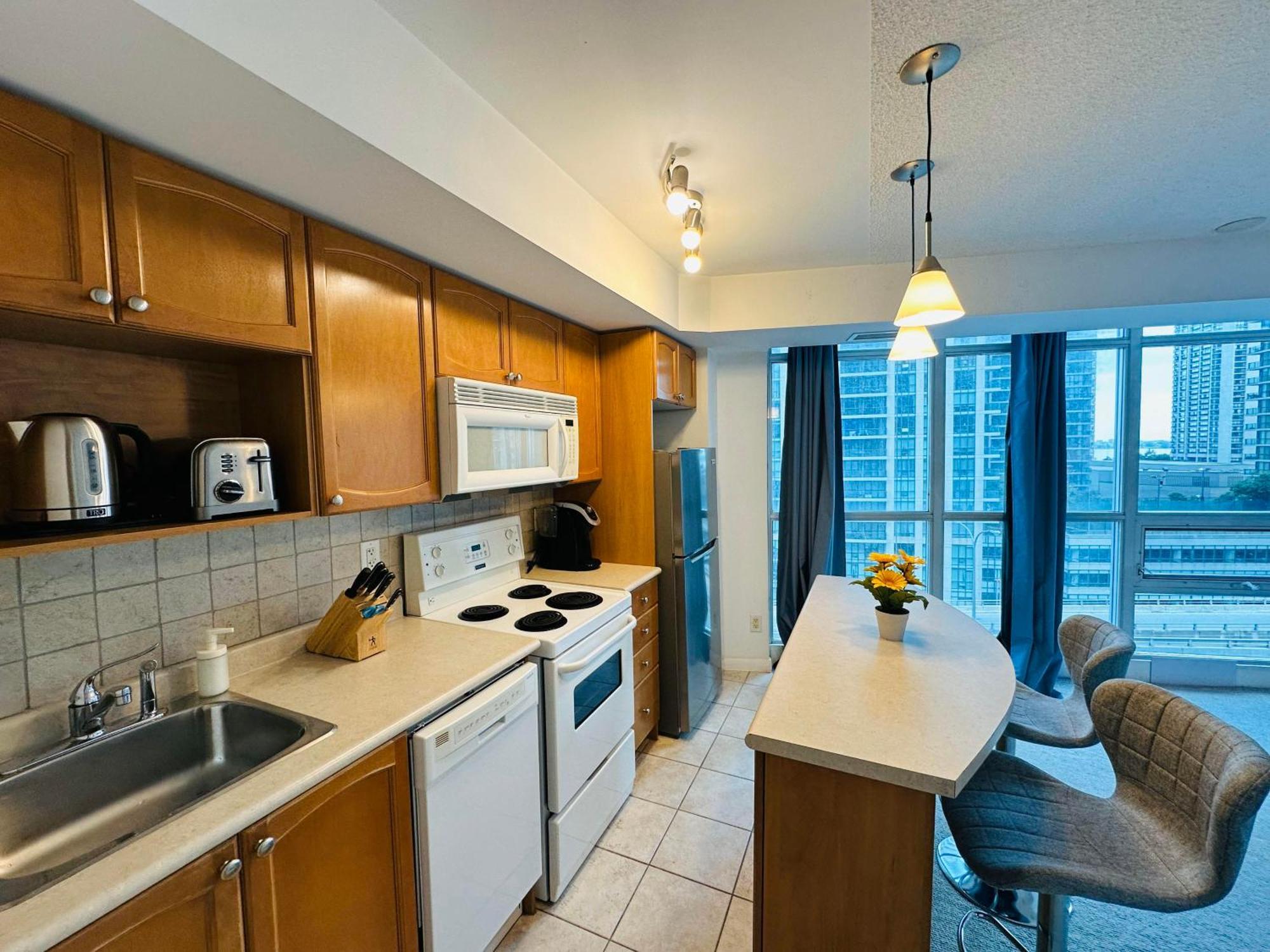 Rivetstays - The Yonge Toronto Dış mekan fotoğraf